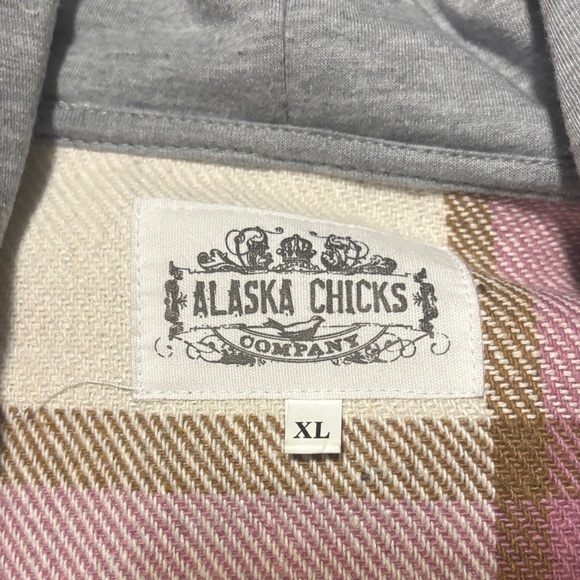 Alaska Chicks Shacket - Picture 2 of 4